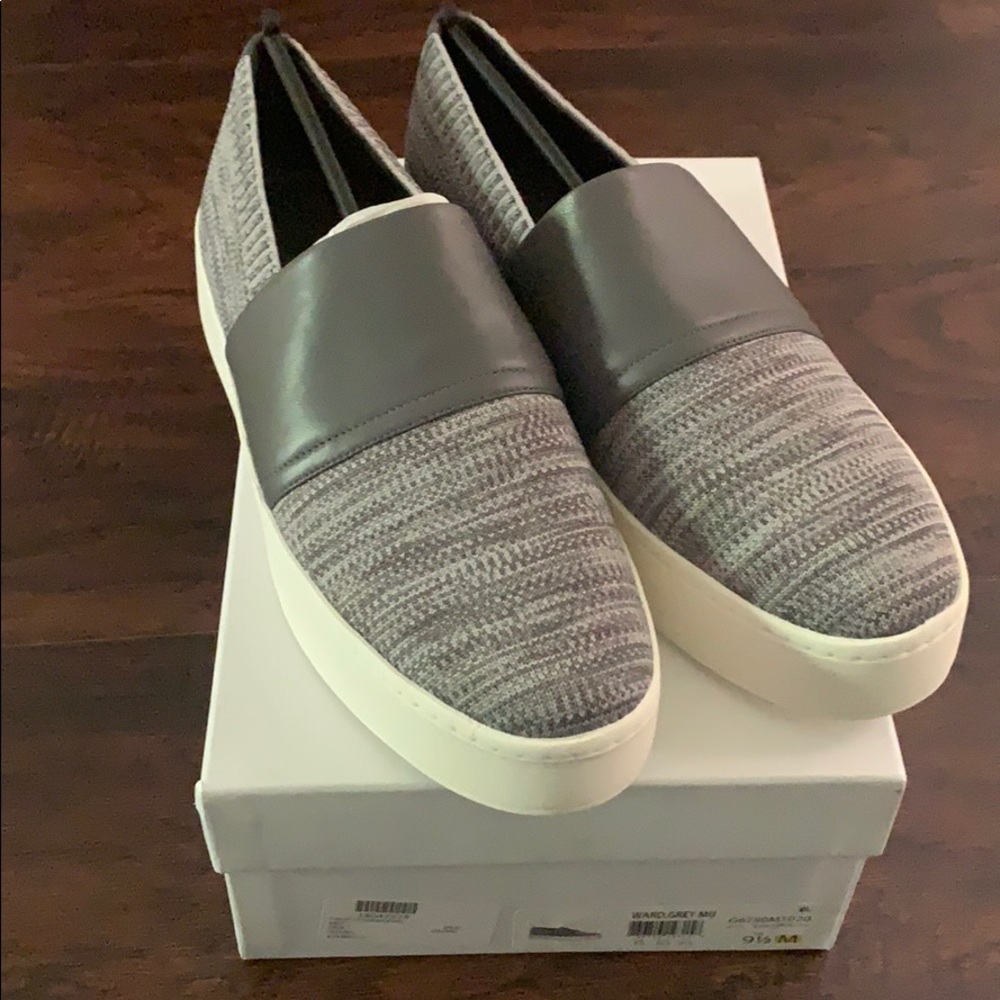 NIB Vince Ward Knit Gray Slip On Sneakers Shoes